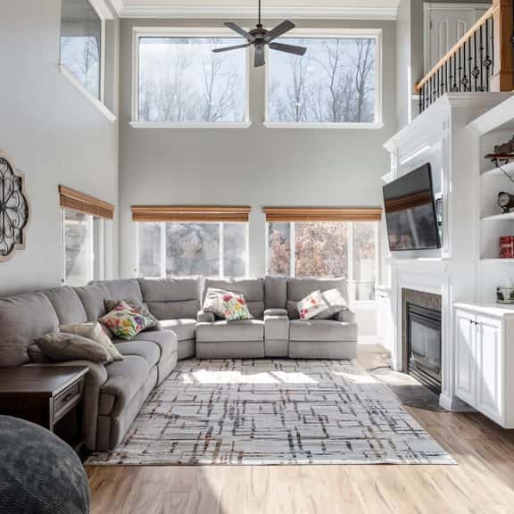 Ping pong, Arcade, Private yard w/ Mountain view! - Image 1