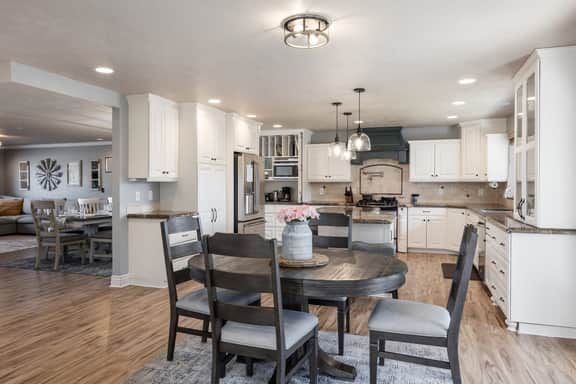 Ping pong, Arcade, Private yard w/ Mountain view! - Image 4